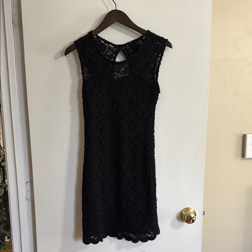 Nordstrom Black Sheath Mini Dress Sleeveless Crew Neck